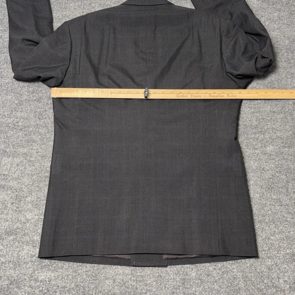 British Tailors Suit Mens 44R 33x34 Gray Check Wool Dormeuil 100 Made In England
